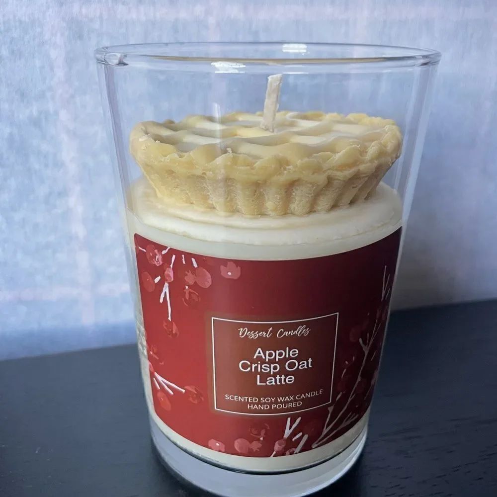 Apple Crisp Oat Latte Hand-poured Soy Wax Holiday Candle Made in Turkey